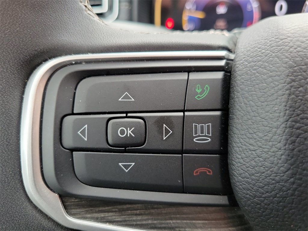 used 2024 Jeep Wagoneer L car, priced at $66,998