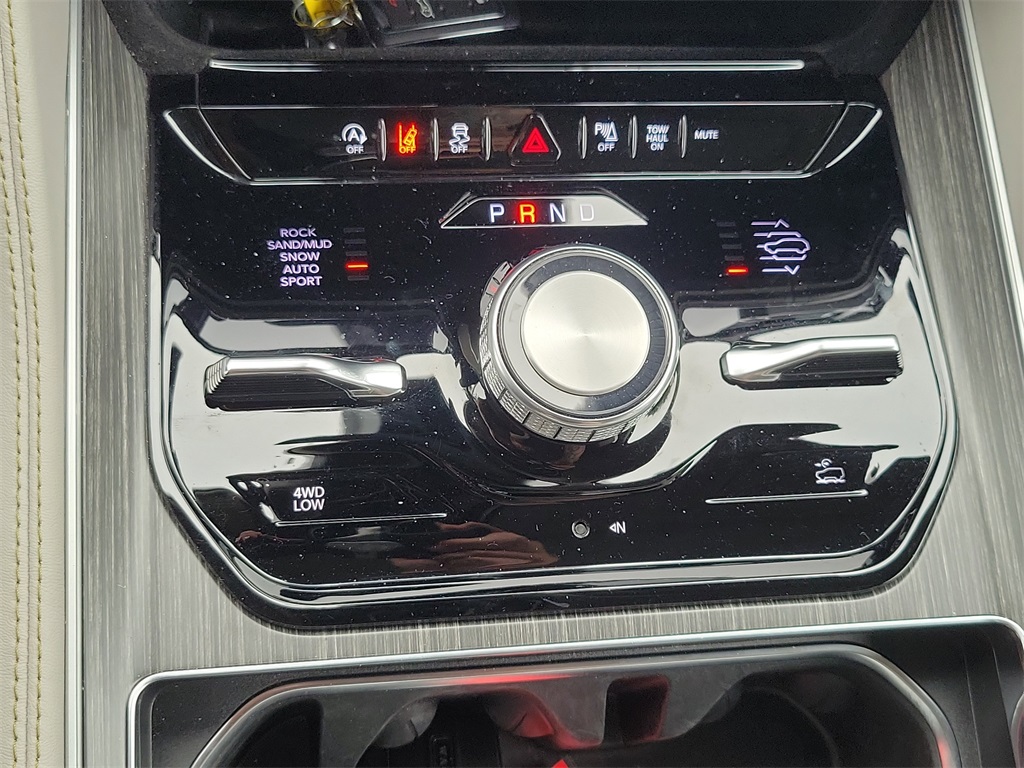 used 2024 Jeep Wagoneer L car, priced at $66,998