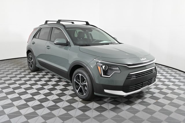 new 2025 Kia Niro car, priced at $30,598