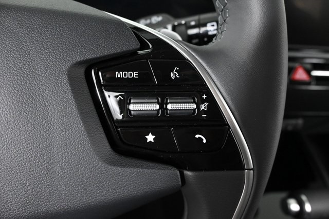 new 2025 Kia Niro car, priced at $30,598