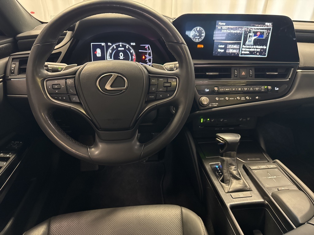used 2022 Lexus ES car, priced at $35,474