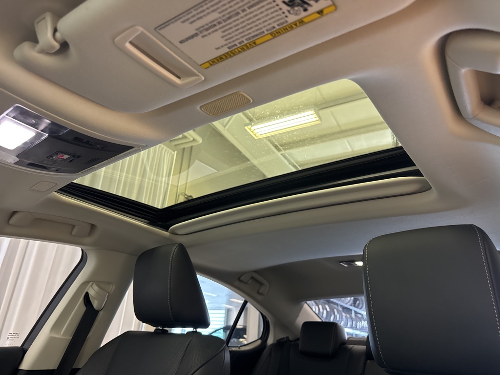 used 2022 Lexus ES car, priced at $35,474