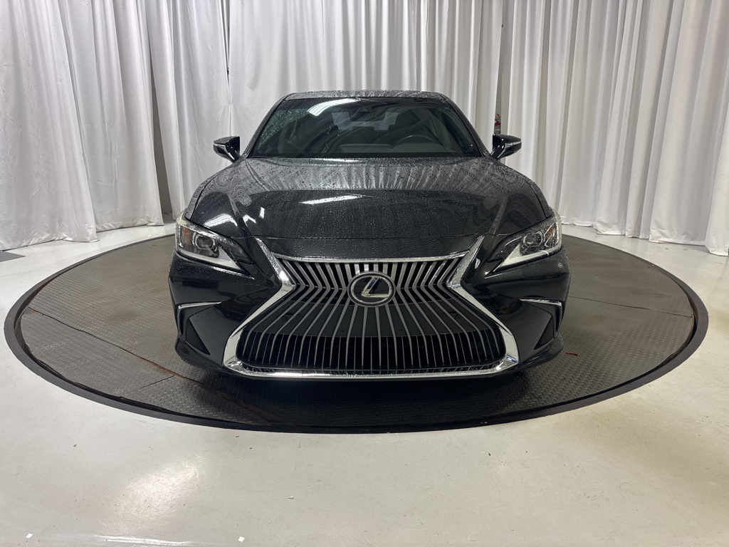 used 2022 Lexus ES car, priced at $35,474