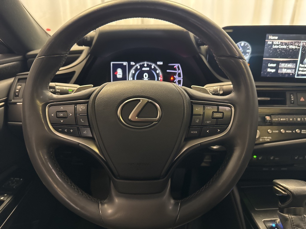 used 2022 Lexus ES car, priced at $35,474
