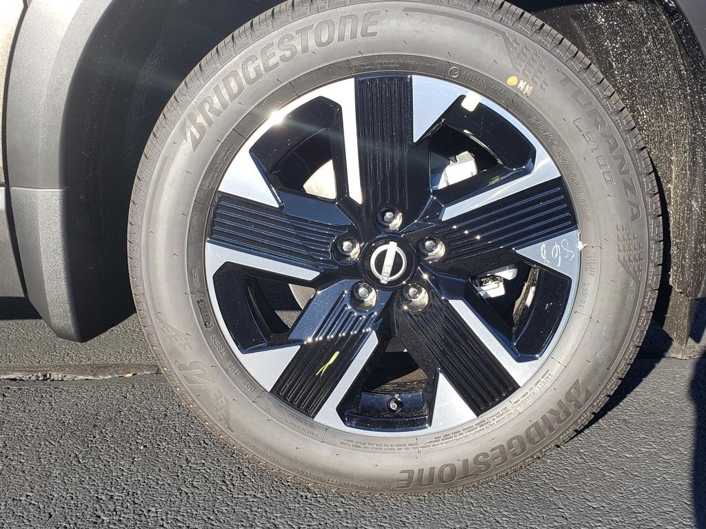 new 2026 Nissan Kicks car, priced at $27,190