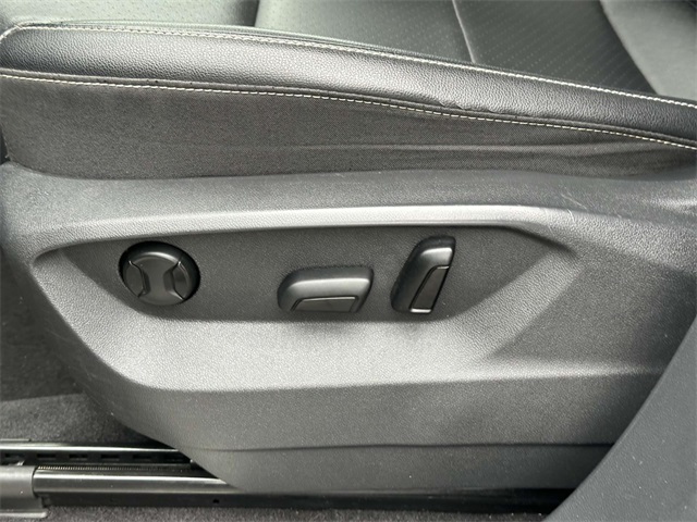 used 2022 Volkswagen Atlas car, priced at $30,852