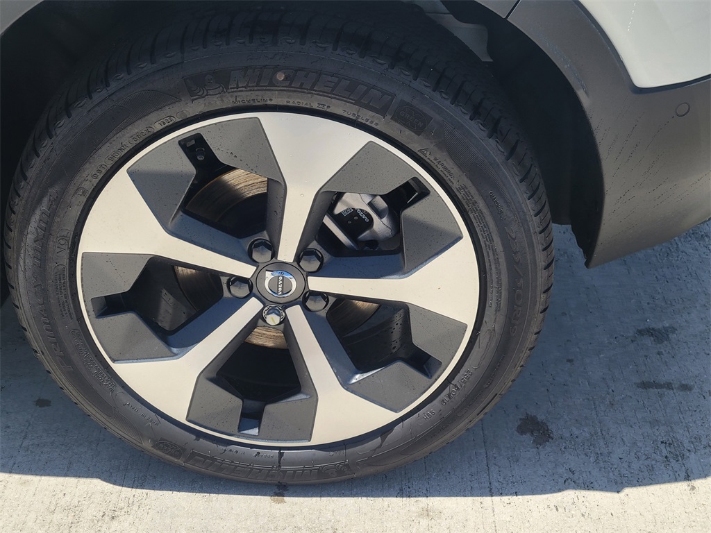 new 2026 Volvo XC40 car, priced at $50,150
