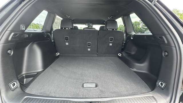 new 2025 Jeep Grand Cherokee car, priced at $45,025