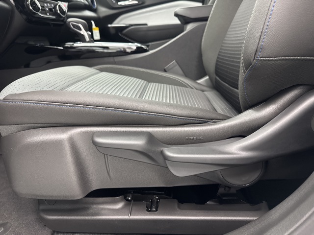 new 2025 Chevrolet Trax car, priced at $23,595