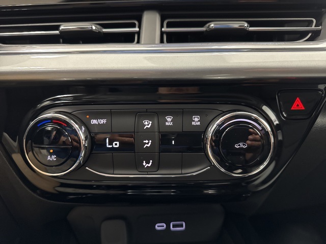 new 2025 Chevrolet Trax car, priced at $23,595