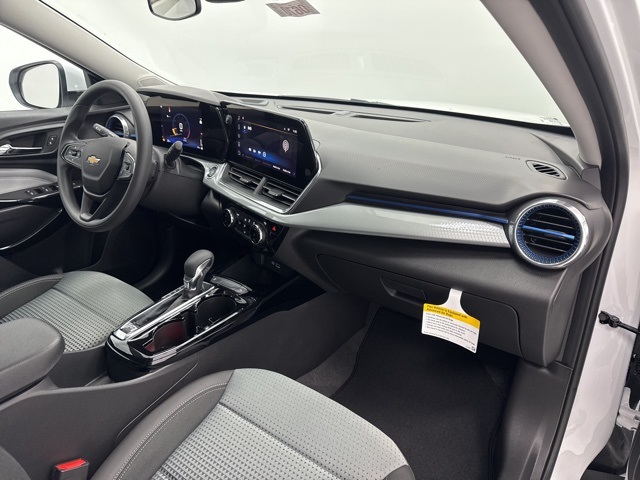 new 2025 Chevrolet Trax car, priced at $23,595
