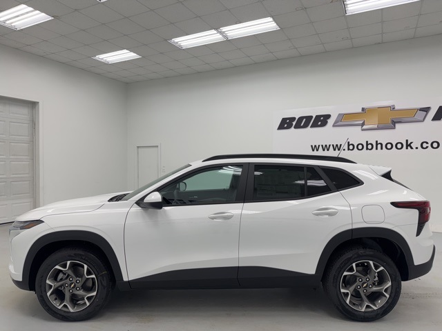 new 2025 Chevrolet Trax car, priced at $23,595