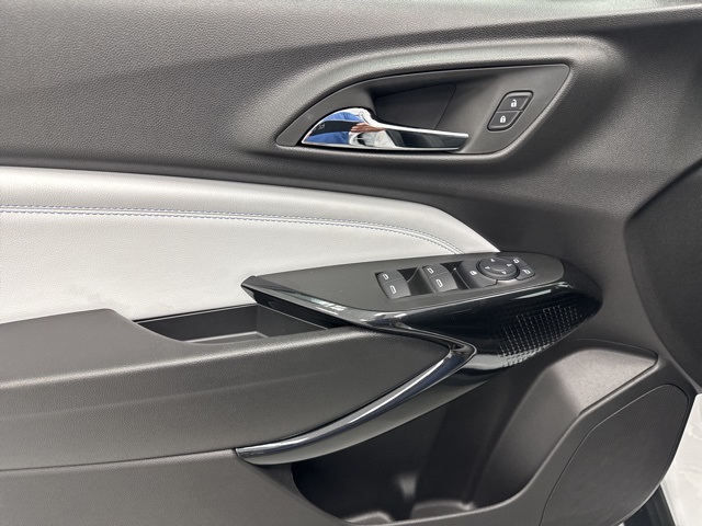 new 2025 Chevrolet Trax car, priced at $23,595