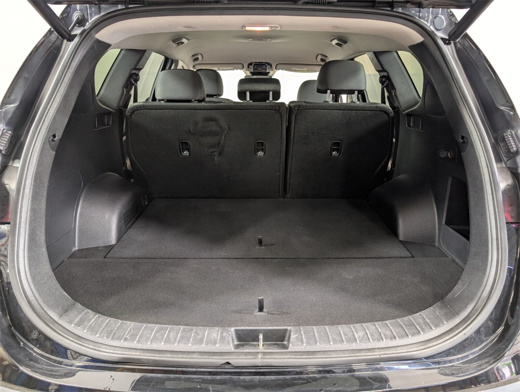 used 2023 Hyundai Santa Fe car, priced at $20,000
