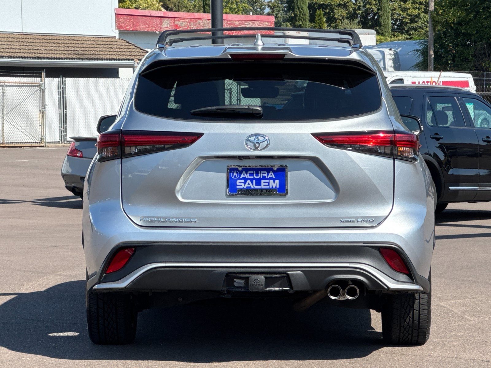 used 2021 Toyota Highlander car, priced at $35,498
