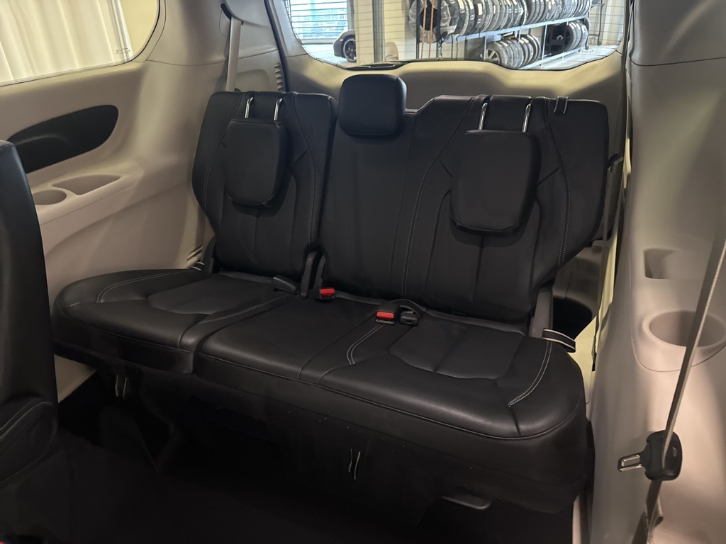 used 2024 Chrysler Pacifica car, priced at $30,968