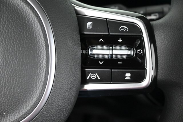new 2025 Kia Sorento car, priced at $32,620