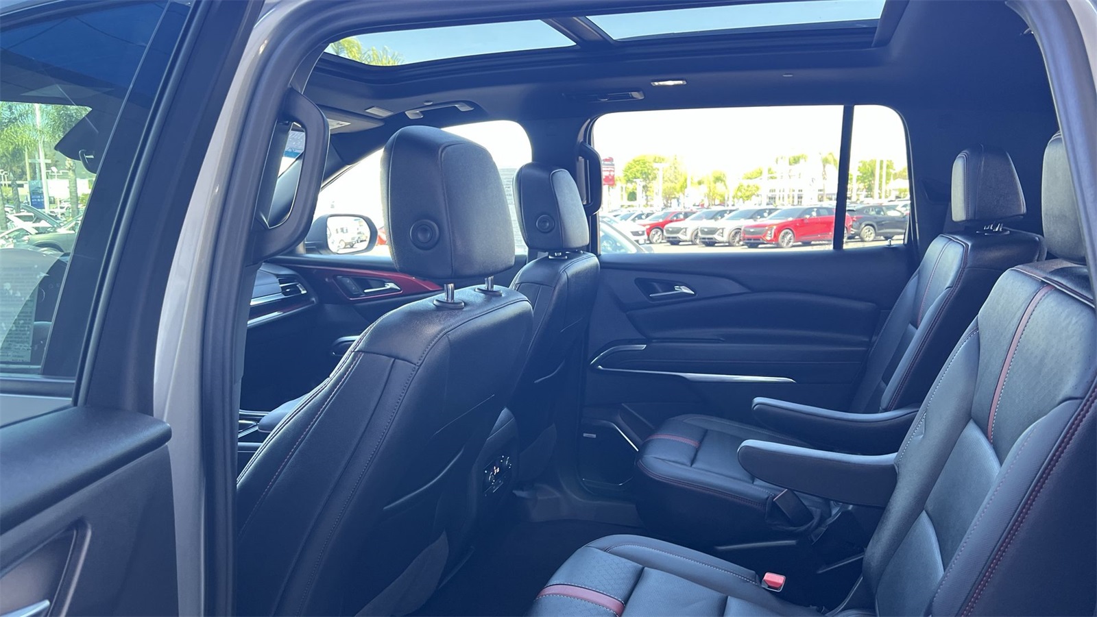 used 2024 Chevrolet Traverse car, priced at $57,991