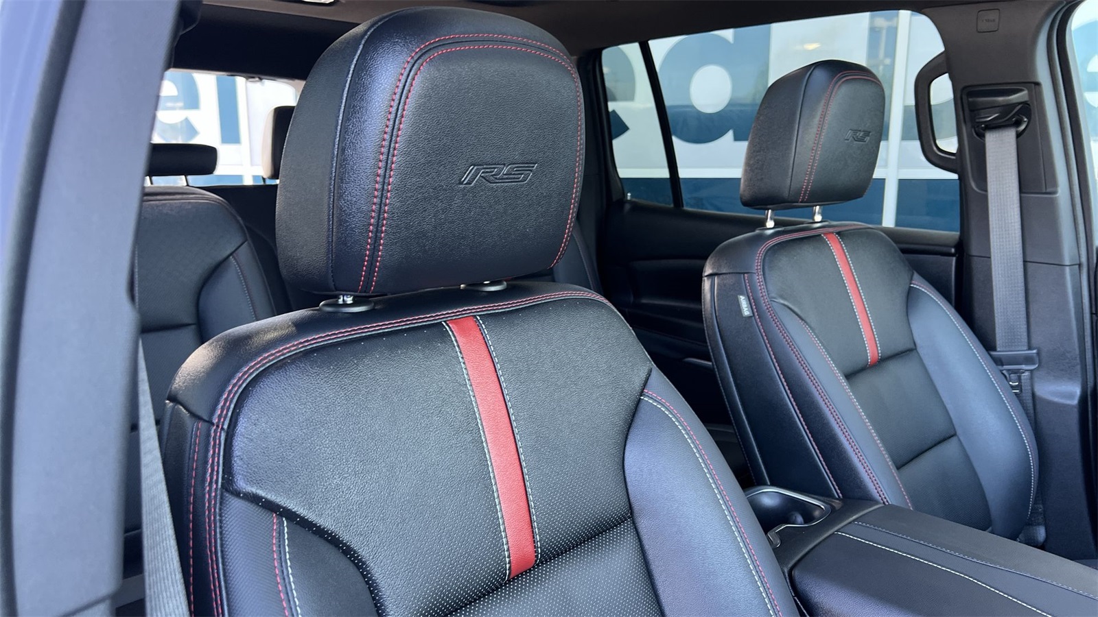 used 2024 Chevrolet Traverse car, priced at $57,991