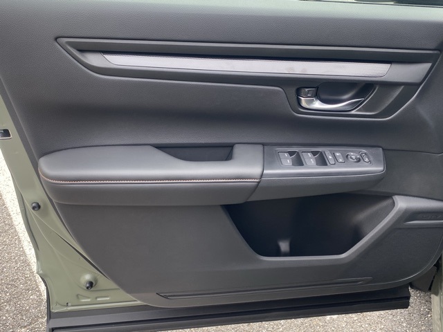 new 2026 Honda CR-V Hybrid car, priced at $38,670