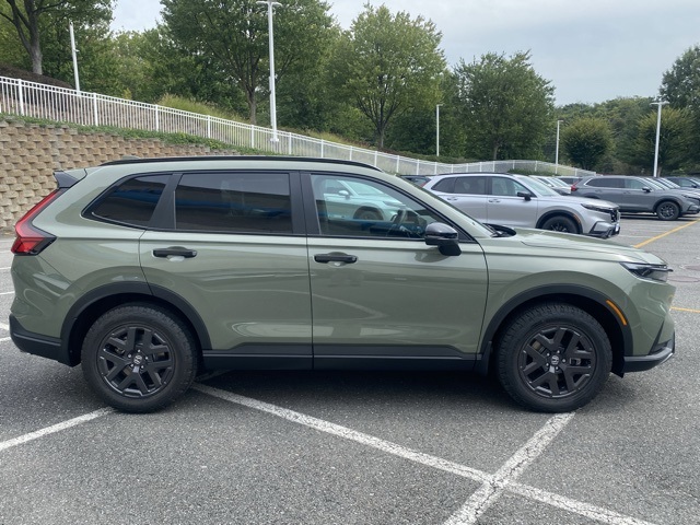 new 2026 Honda CR-V Hybrid car, priced at $38,670