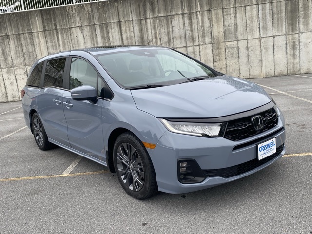 used 2025 Honda Odyssey car, priced at $42,295