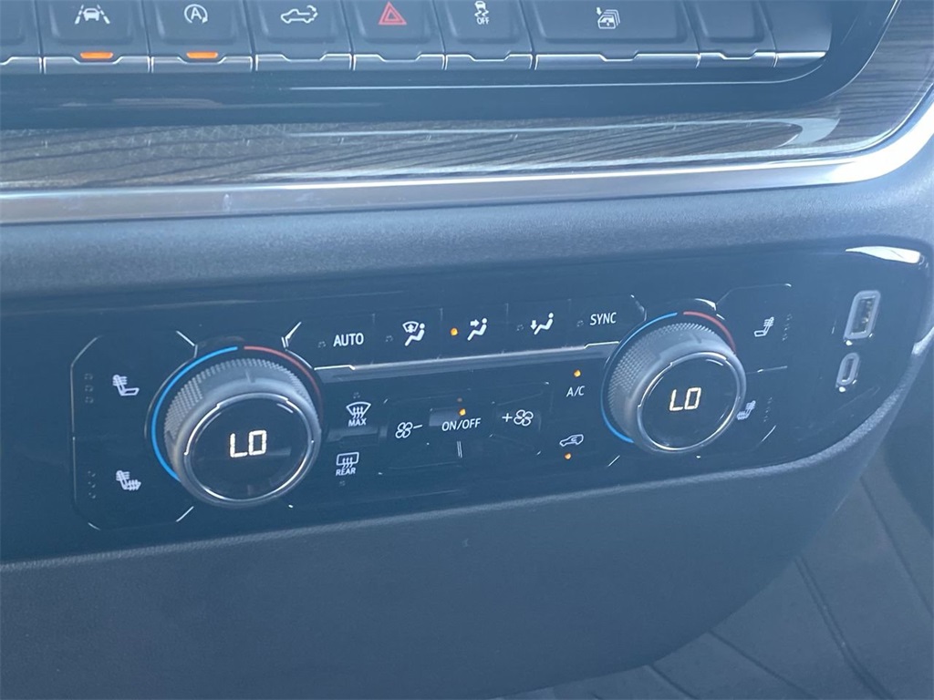 used 2024 Chevrolet Silverado 1500 car, priced at $46,991