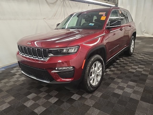 used 2023 Jeep Grand Cherokee car, priced at $34,274