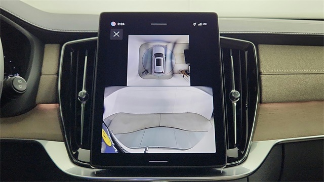 new 2026 Volvo XC90 Plug-In Hybrid car, priced at $81,875