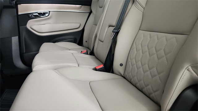 new 2026 Volvo XC90 Plug-In Hybrid car, priced at $81,875