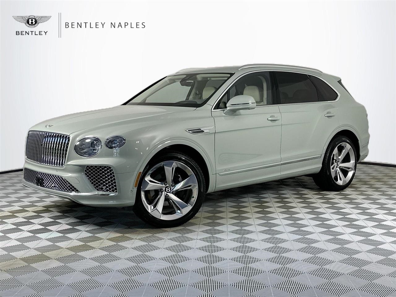 new 2025 Bentley Bentayga car