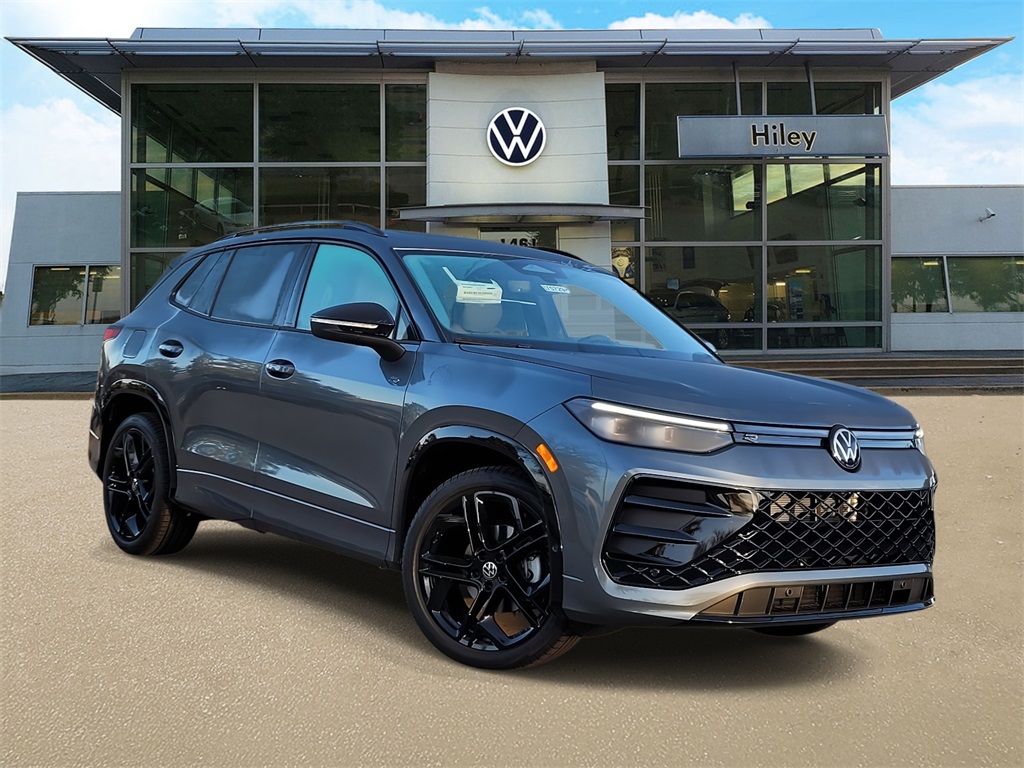 new 2026 Volkswagen Tiguan car, priced at $37,903