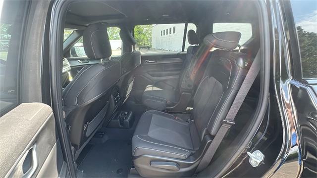 new 2025 Jeep Grand Cherokee L car, priced at $44,565