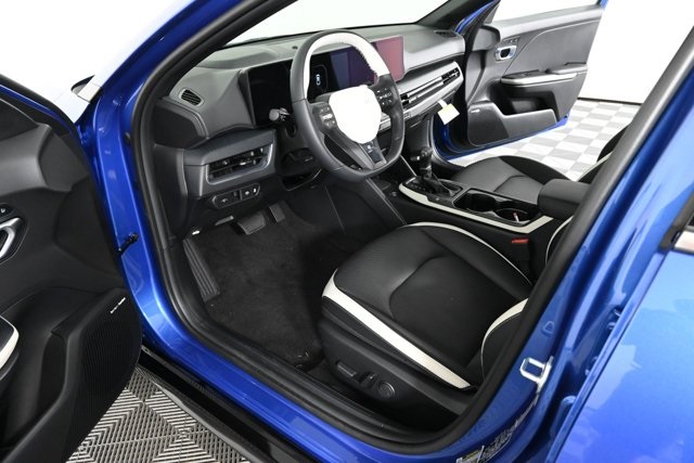 new 2025 Kia K4 car, priced at $28,572