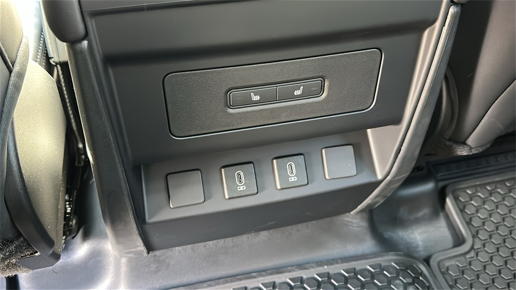 new 2026 Land Rover Defender 110 car, priced at $76,231