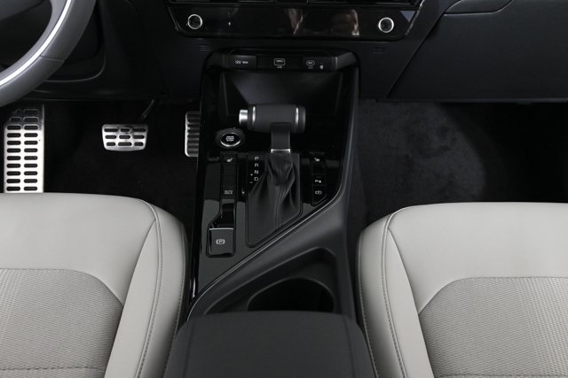 new 2025 Kia Niro car, priced at $32,200