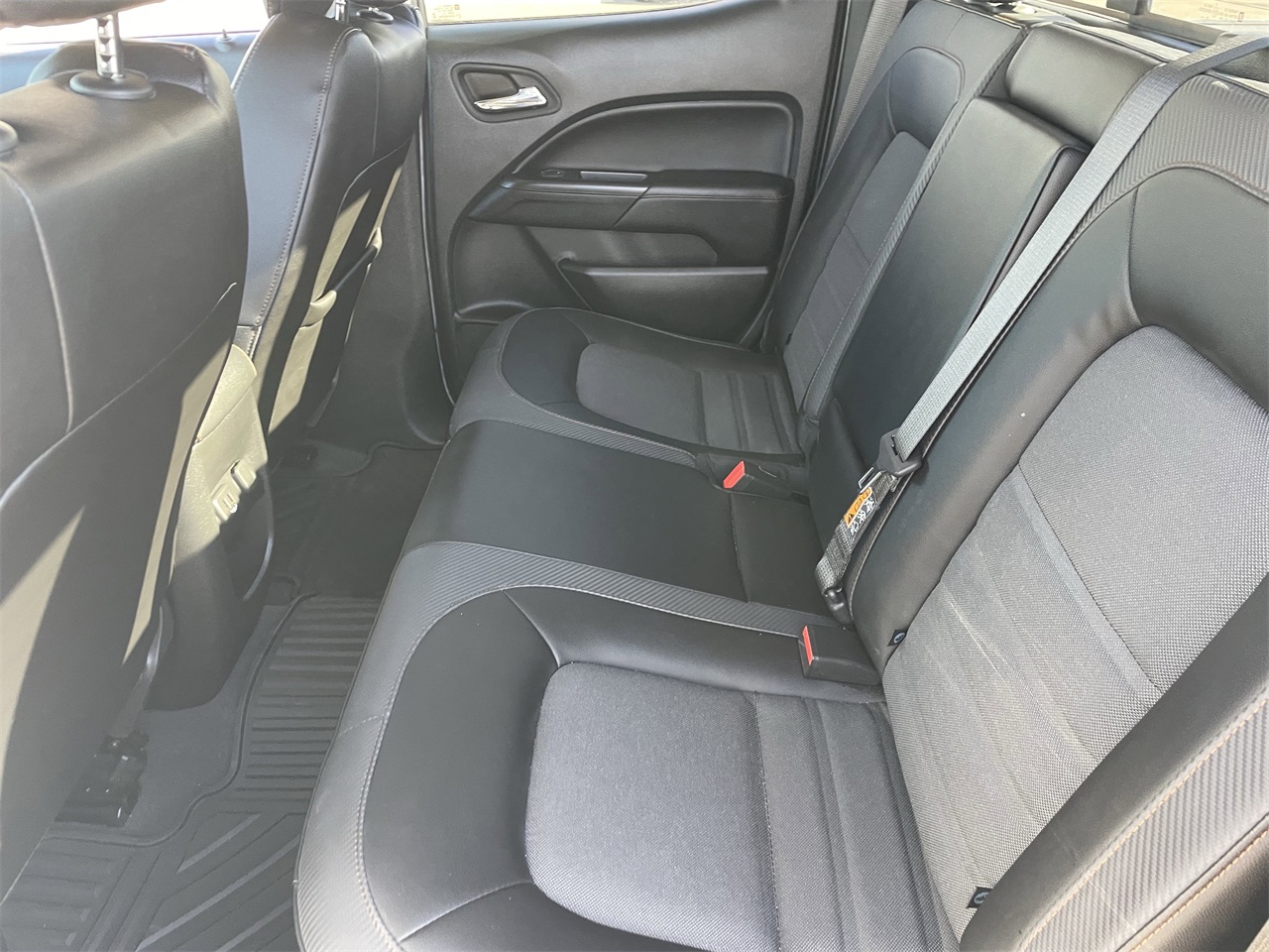 used 2022 GMC Canyon car, priced at $36,300