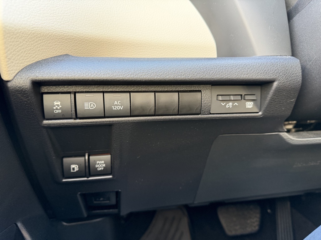 used 2023 Toyota Sienna car, priced at $48,903