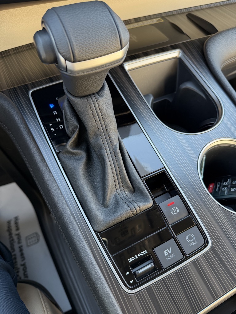 used 2023 Toyota Sienna car, priced at $48,903