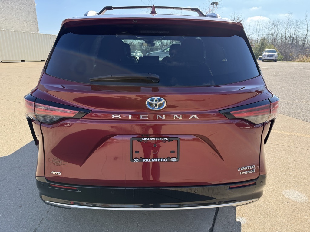 used 2023 Toyota Sienna car, priced at $48,903