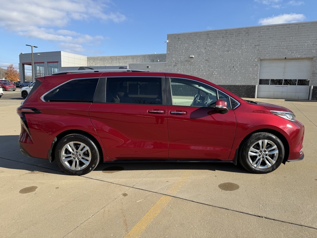 used 2023 Toyota Sienna car, priced at $48,903