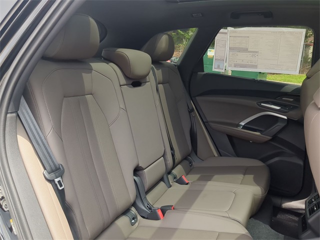 new 2025 Audi Q5 car, priced at $61,300