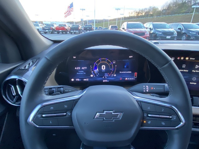 used 2025 Chevrolet Equinox car, priced at $33,733