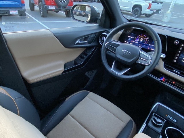 used 2025 Chevrolet Equinox car, priced at $33,733