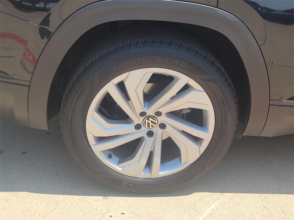 used 2022 Volkswagen Atlas car, priced at $28,367