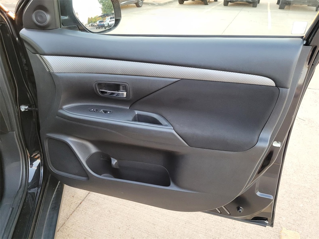 used 2016 Mitsubishi Outlander car, priced at $7,590