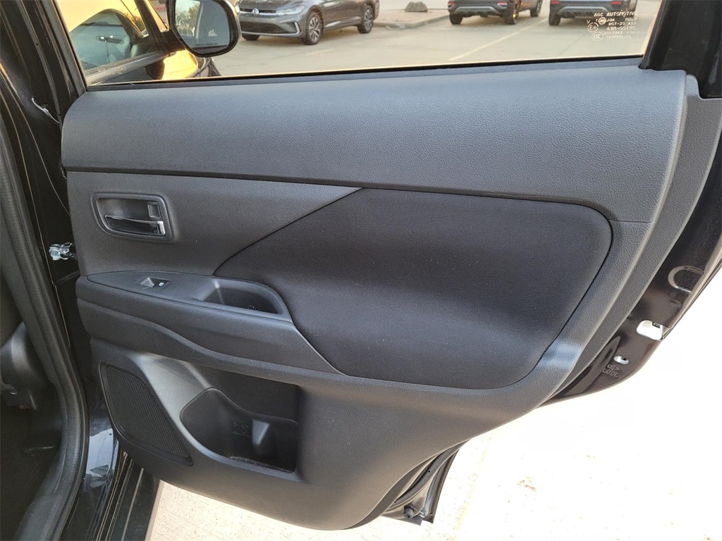 used 2016 Mitsubishi Outlander car, priced at $7,590