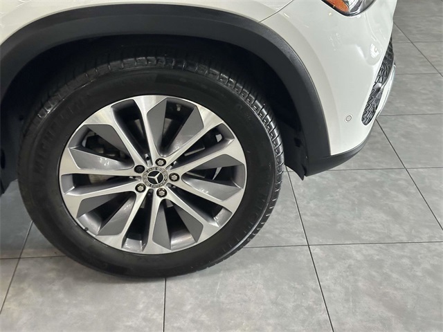 used 2022 Mercedes-Benz GLE car, priced at $50,991