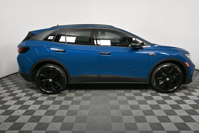 new 2025 Volkswagen ID.4 car, priced at $57,946