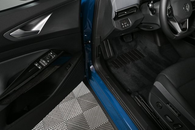 new 2025 Volkswagen ID.4 car, priced at $57,946